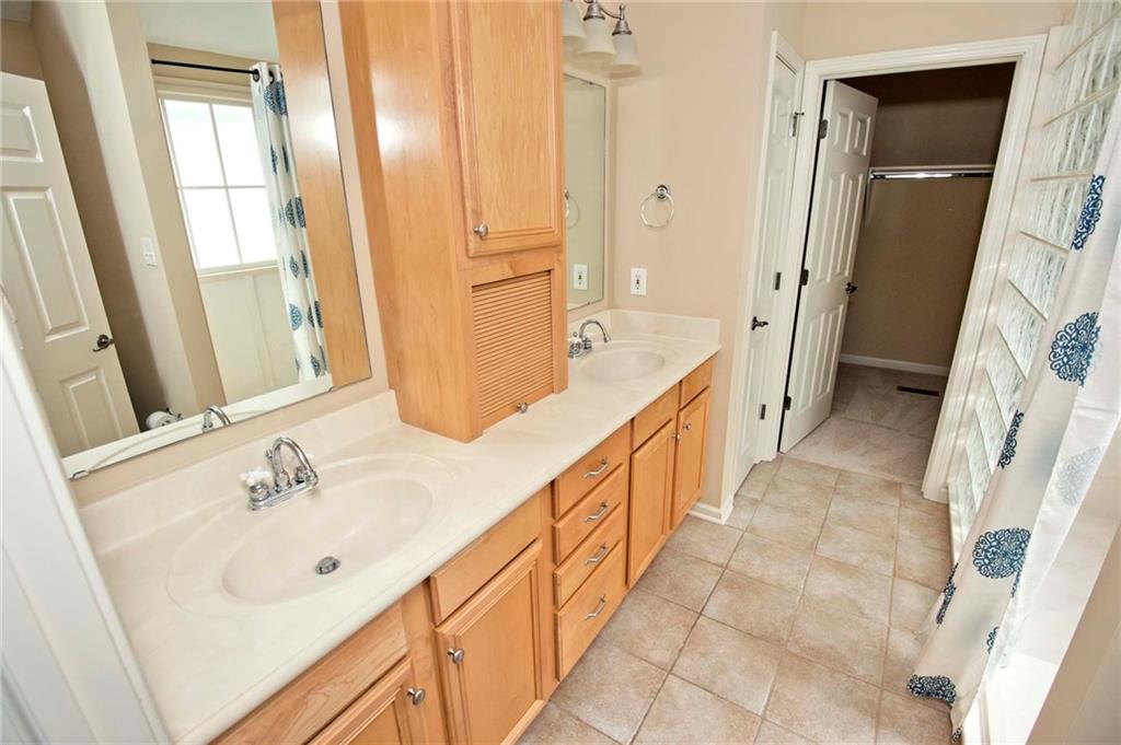 2015 Rhettsbury Street Carmel, IN 46032 - Photo 13 of 18