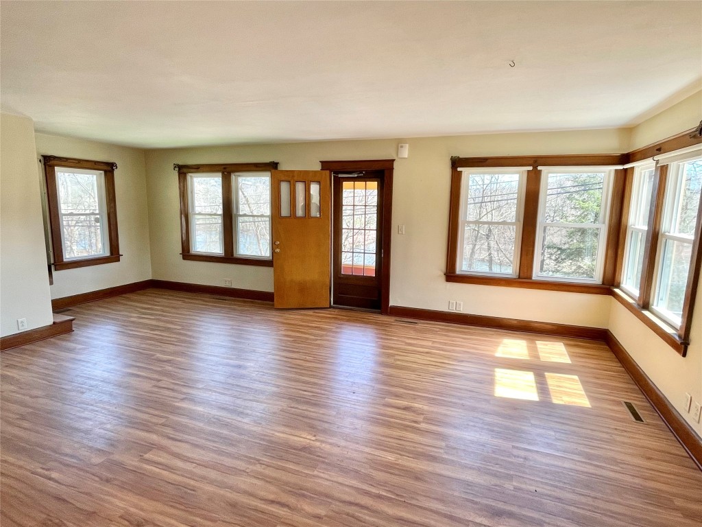 1151 River Road Binghamton, NY 13901 - Photo 9 of 46 Gallery Image 9
