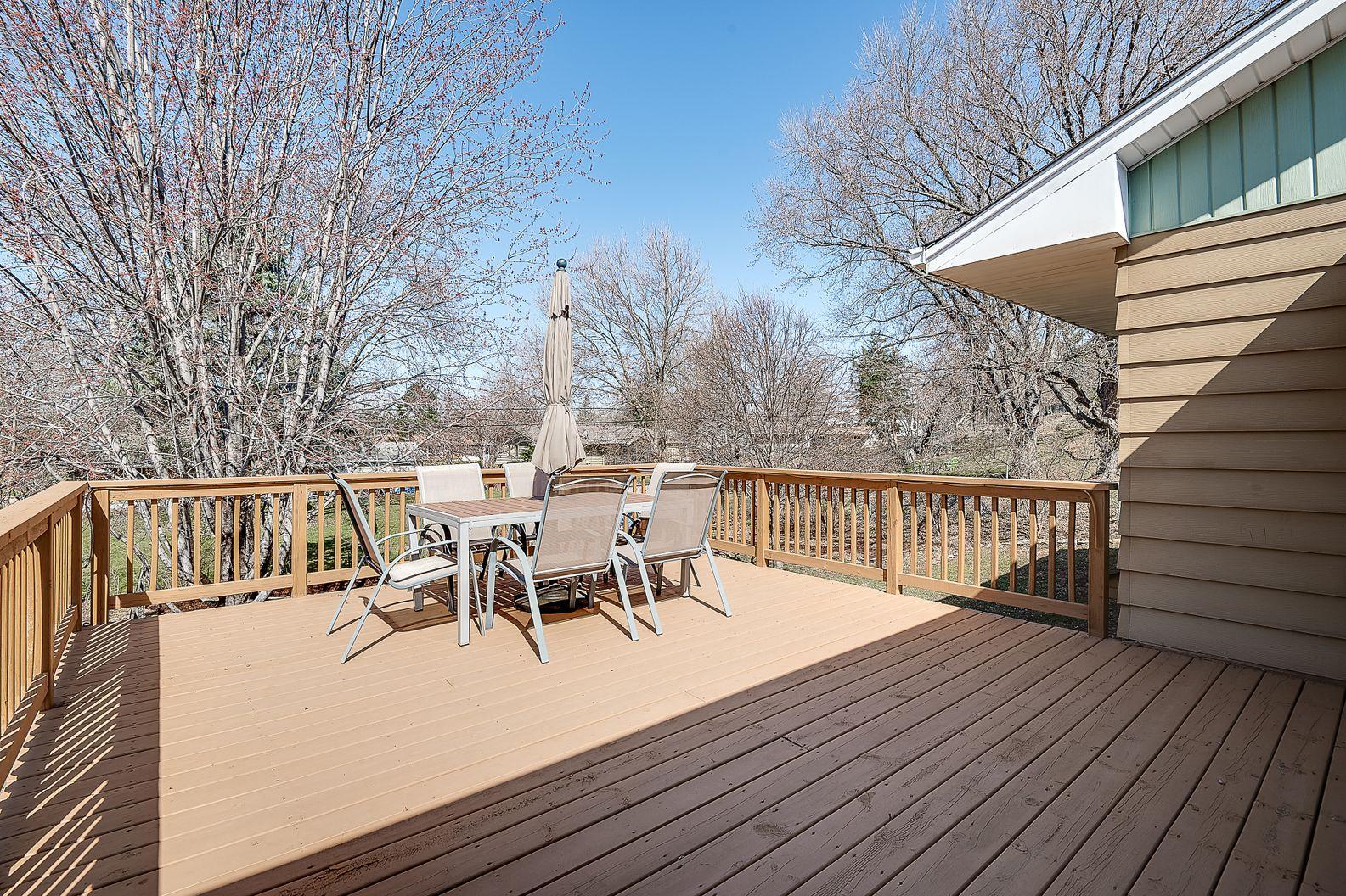 2131 Perry Avenue North Golden Valley, MN 55422 - Photo 26 of 30