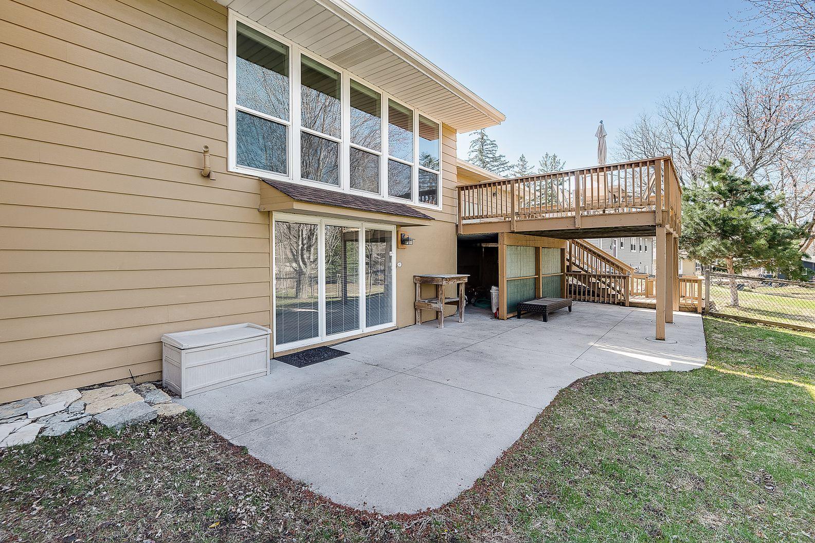 2131 Perry Avenue North Golden Valley, MN 55422 - Photo 28 of 30