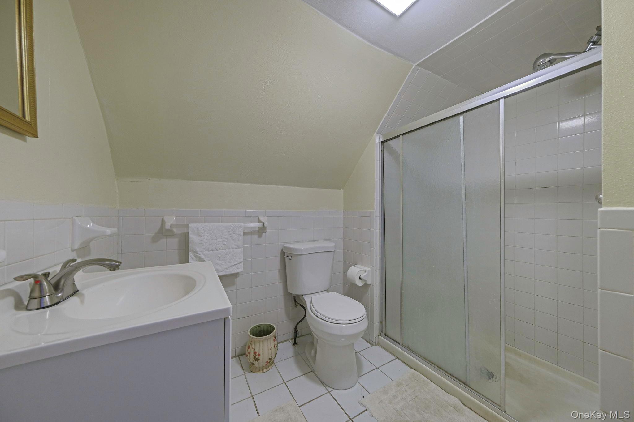 454 Hawkins Road Selden, NY 11784 - Photo 30 of 37