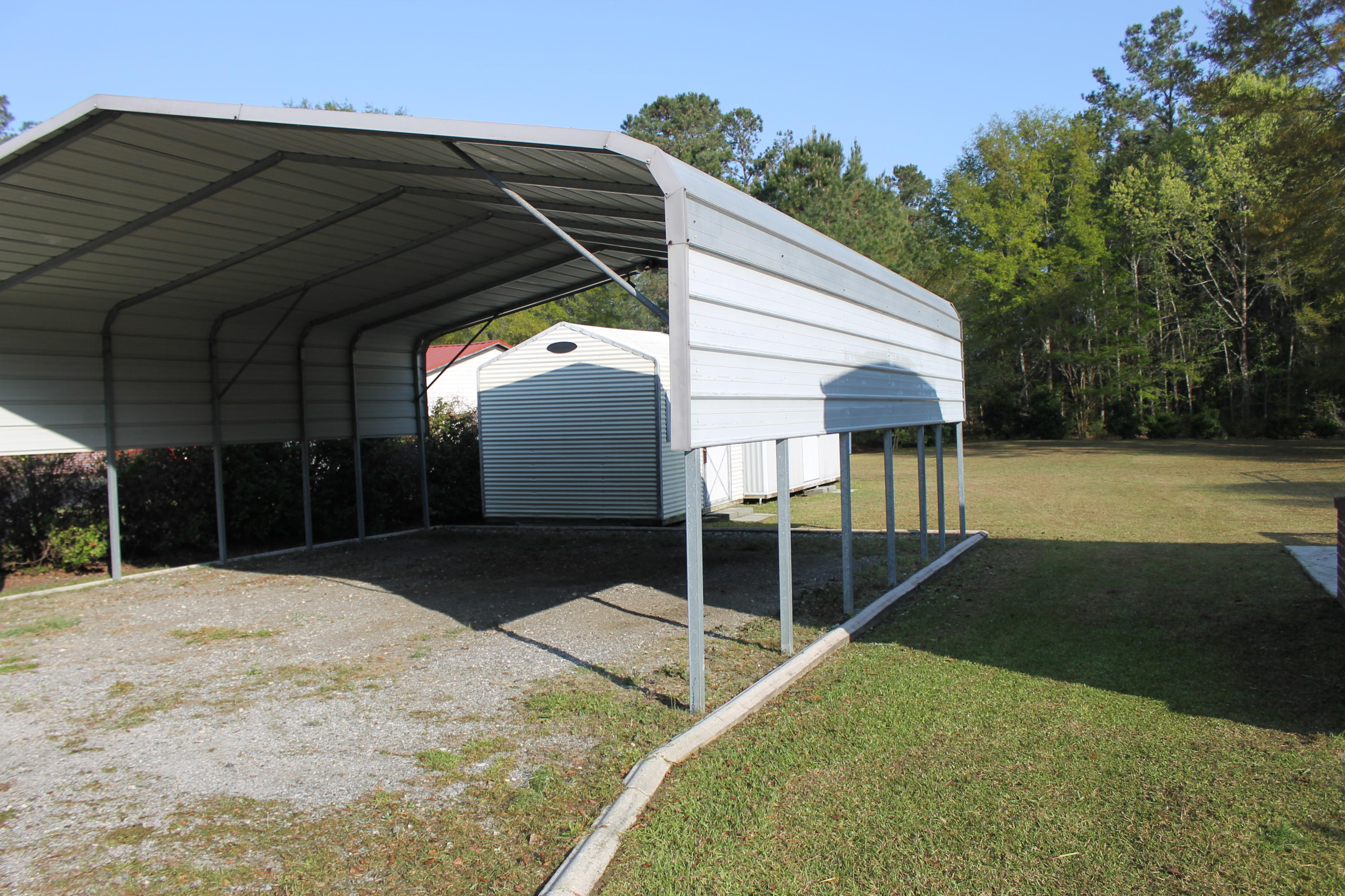 1062 Mendel Rivers Road Bonneau, SC 29431 - Photo 14 of 16 1062 Mendel Rivers Rd 177
