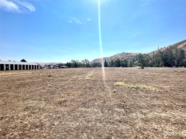 a view of lake view and mountain view