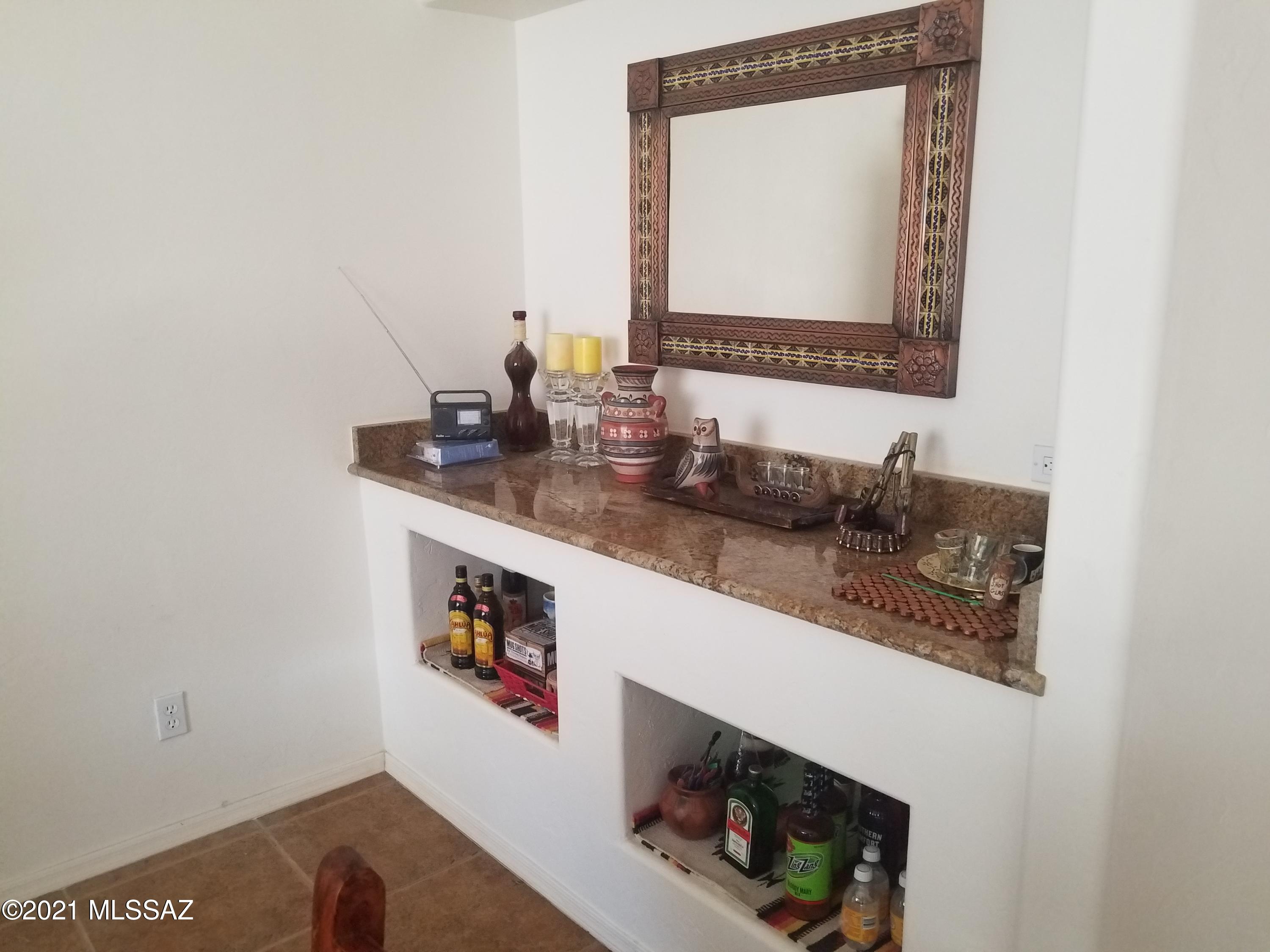 2829 North Wentworth Road Tucson, AZ 85749 - Photo 7 of 32 Gallery Image 7