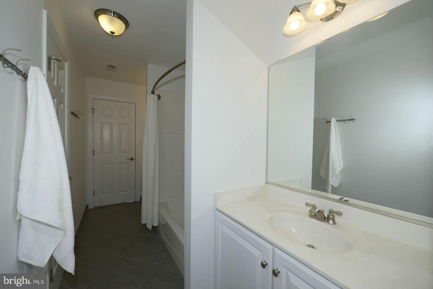 7741 Browns Bridge Road Highland, MD 20777 - Photo 18 of 30 Dual-Entry Bath