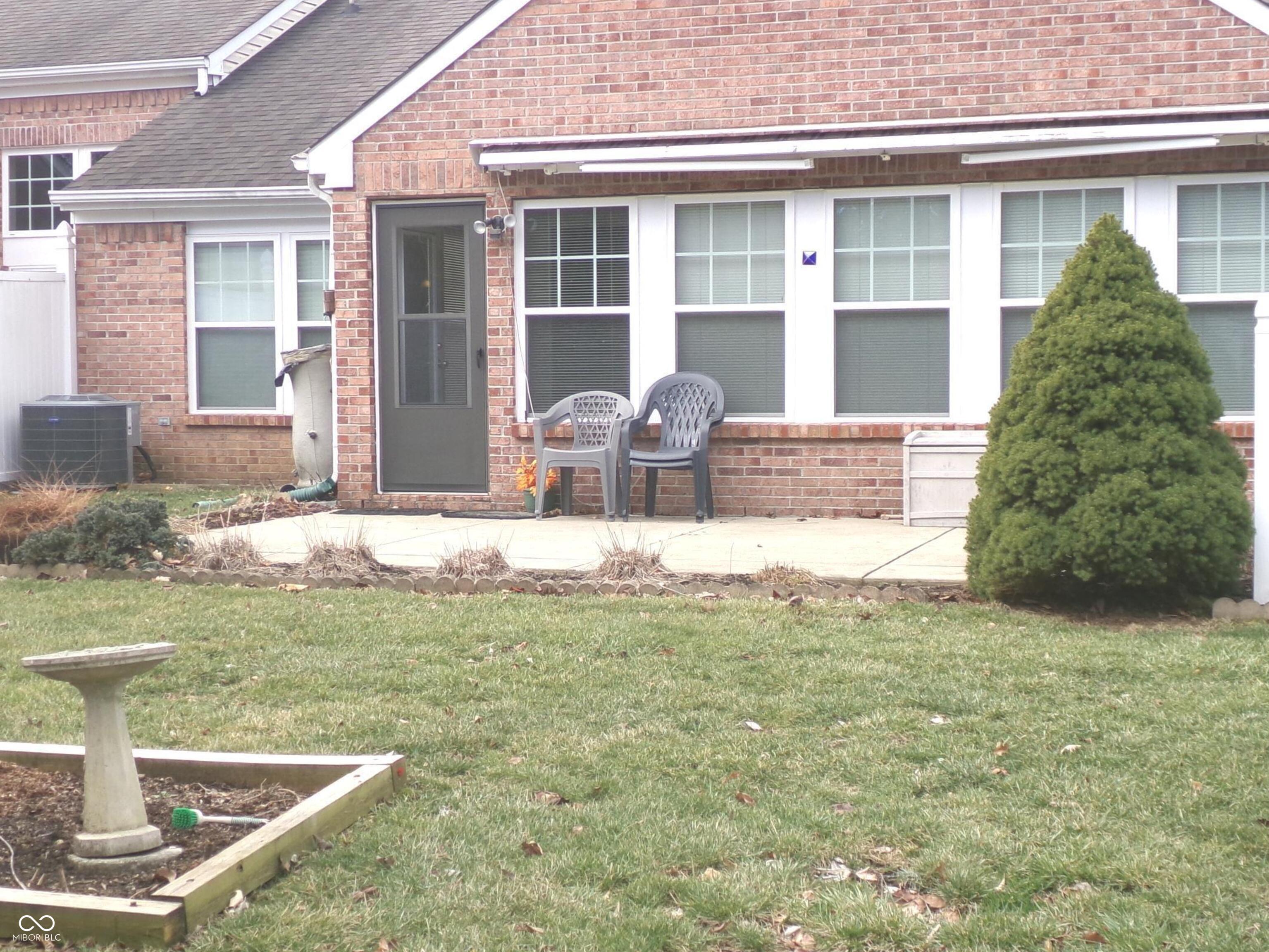 7451 Oak Knoll Drive Indianapolis, IN 46217 - Photo 6 of 50 Gallery Image 6