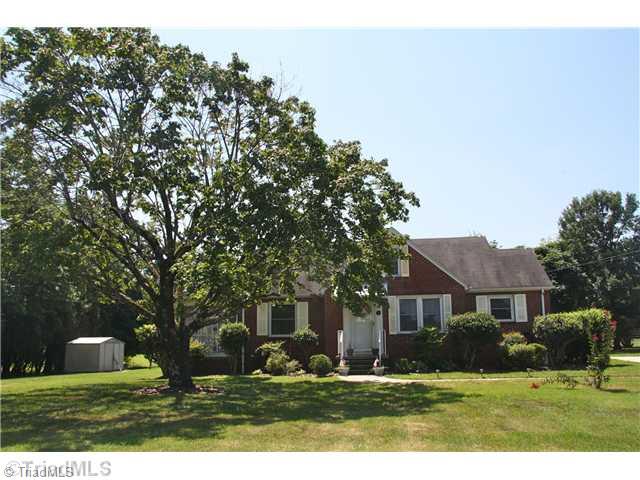 5002 Millpoint Road Greensboro, NC 27406 - Photo 1 of 13 Exterior Front.
