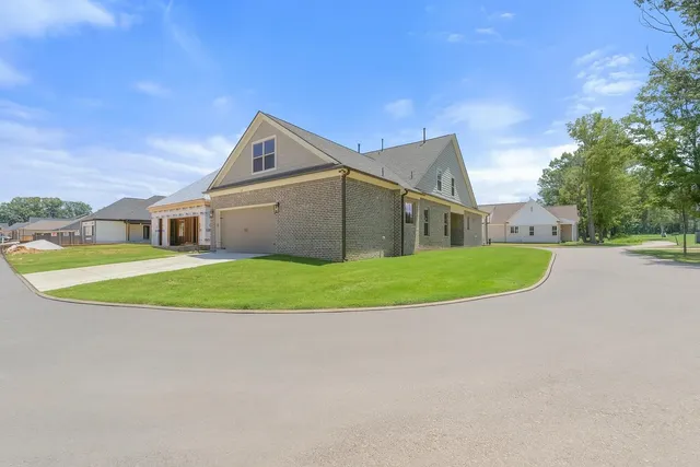 $554,900 | 535 Vly Frg Lane, Rossville, TN 38066