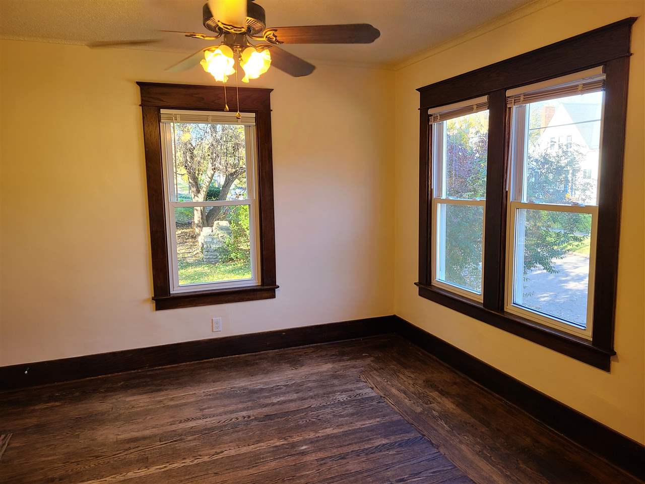 2602 Miller Road Flint, MI 48503 - Photo 16 of 58 Dining Room
