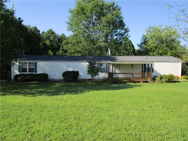 $1,500 | 6698 Clermont Highway, Clermont, GA 30527