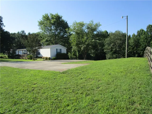 $1,500 | 6698 Clermont Highway, Clermont, GA 30527