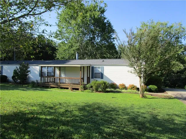 $1,500 | 6698 Clermont Highway, Clermont, GA 30527