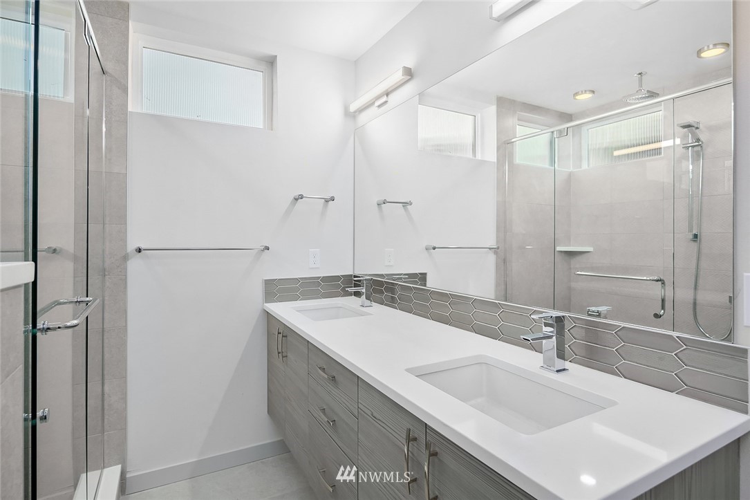 513 North 48th Street Seattle, WA 98103 - Photo 13 of 24 Gallery Image 13