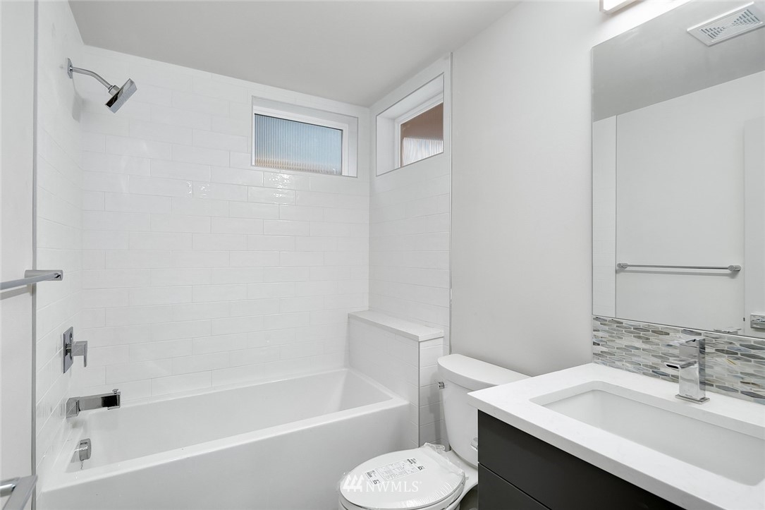 513 North 48th Street Seattle, WA 98103 - Photo 18 of 24 Gallery Image 18