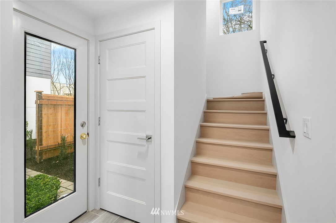 513 North 48th Street Seattle, WA 98103 - Photo 19 of 24 Gallery Image 19