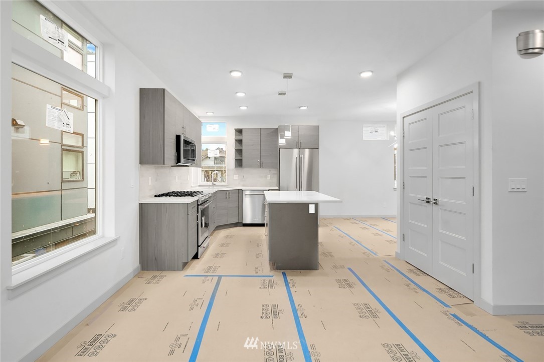 513 North 48th Street Seattle, WA 98103 - Photo 4 of 24 Gallery Image 4