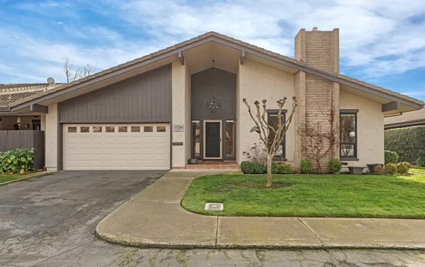 $579,900 | 1729 Le Bec Court, Lodi, CA 95240