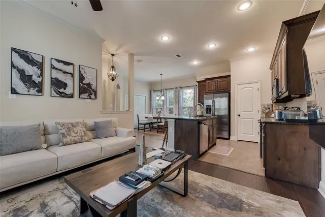 $319,990 | 5007 Venecia Way, Grand Prairie, TX 75052