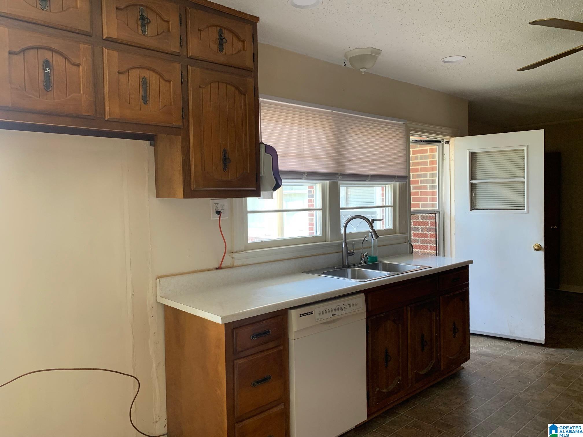 78 Middleton Road South Ohatchee, AL 36271 - Photo 13 of 31