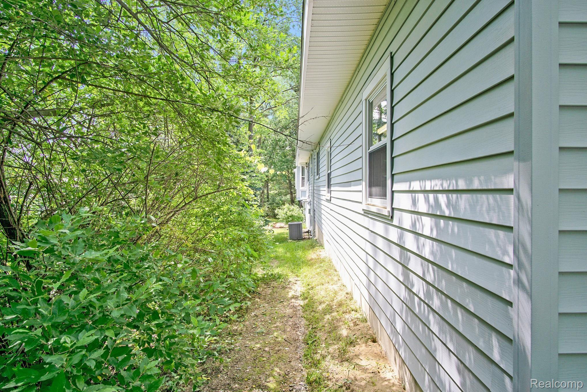 2535 Bowen Road Howell, MI 48855 - Photo 26 of 33 _DSC2767.jpg
