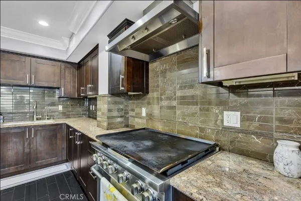 $1,290,000 | 155 Cordova Street, Unit 203, Pasadena, CA 91105