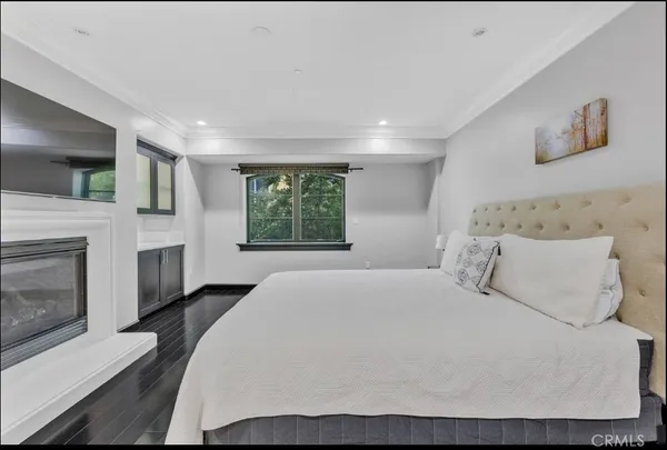 $1,290,000 | 155 Cordova Street, Unit 203, Pasadena, CA 91105