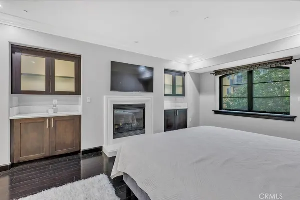 $1,290,000 | 155 Cordova Street, Unit 203, Pasadena, CA 91105