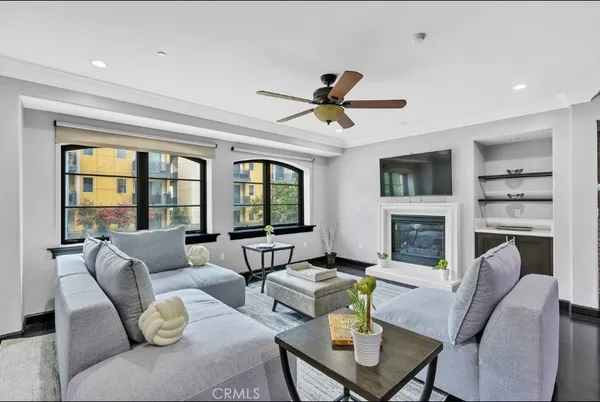 $1,290,000 | 155 Cordova Street, Unit 203, Pasadena, CA 91105