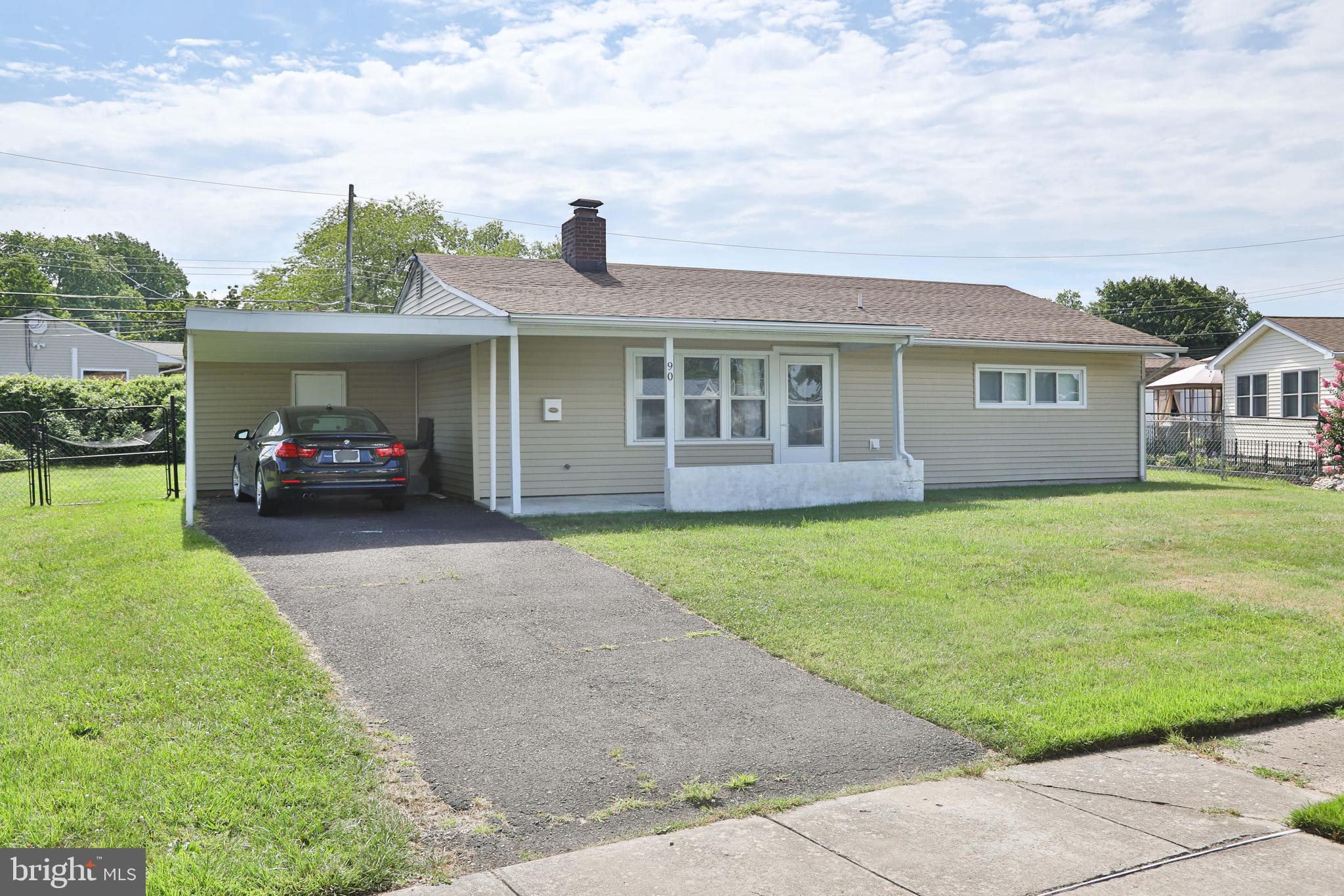 90 Border Rock Road Levittown, PA 19057 - Photo 1 of 29 Gallery Image 1