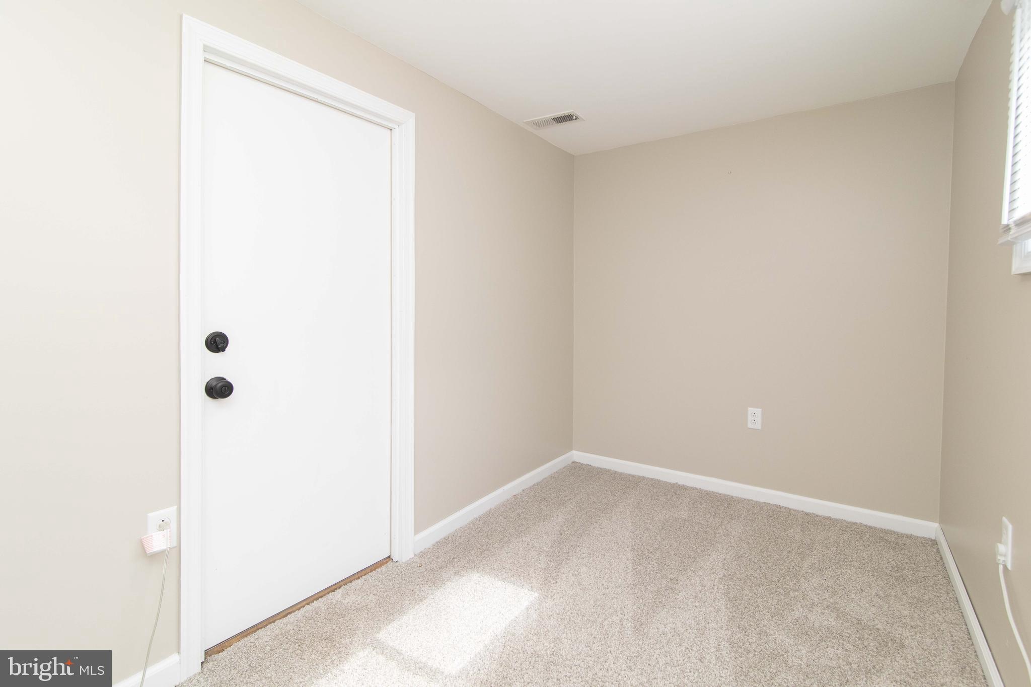 90 Border Rock Road Levittown, PA 19057 - Photo 23 of 29 Gallery Image 23