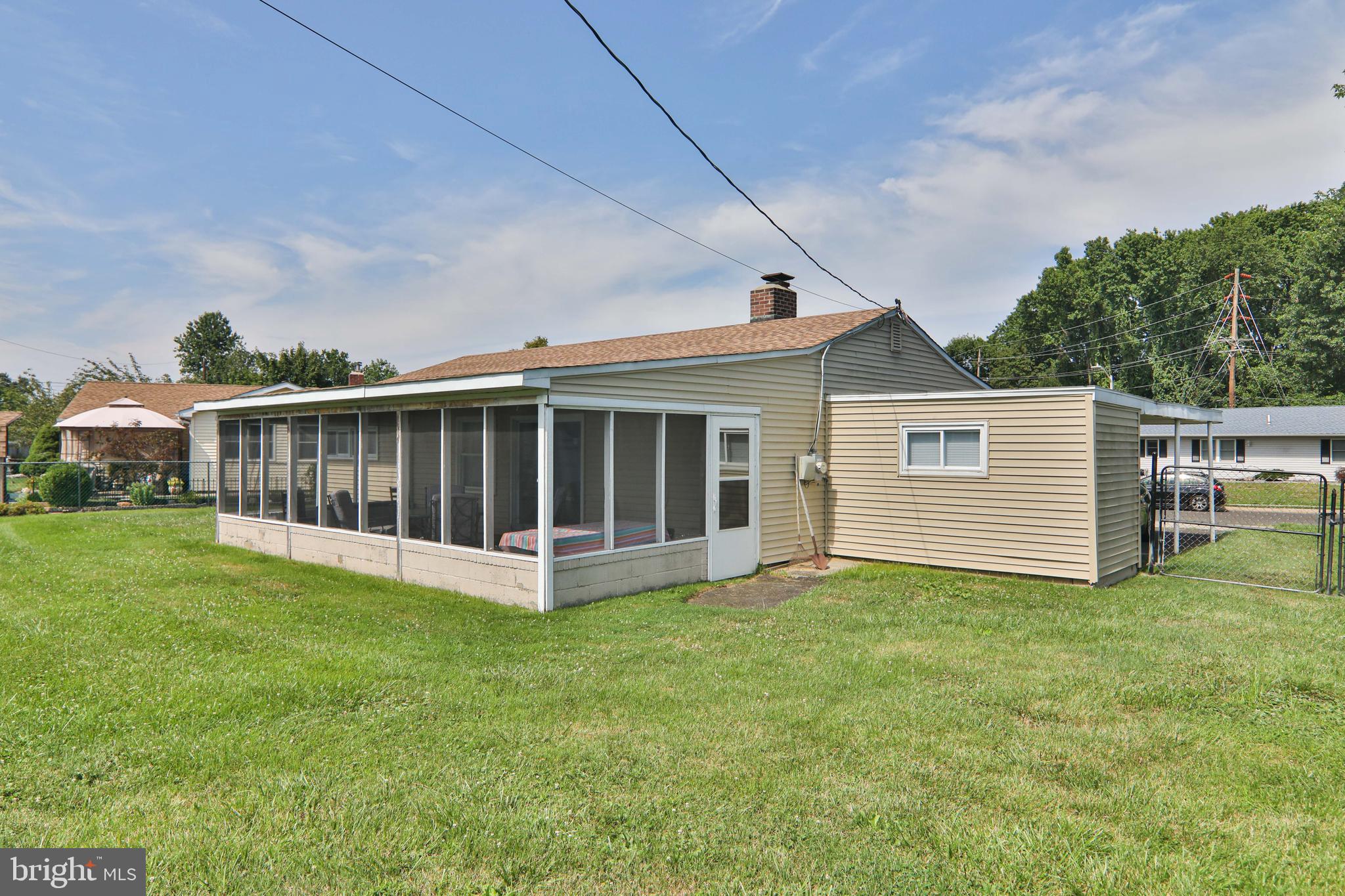 90 Border Rock Road Levittown, PA 19057 - Photo 26 of 29 Gallery Image 26