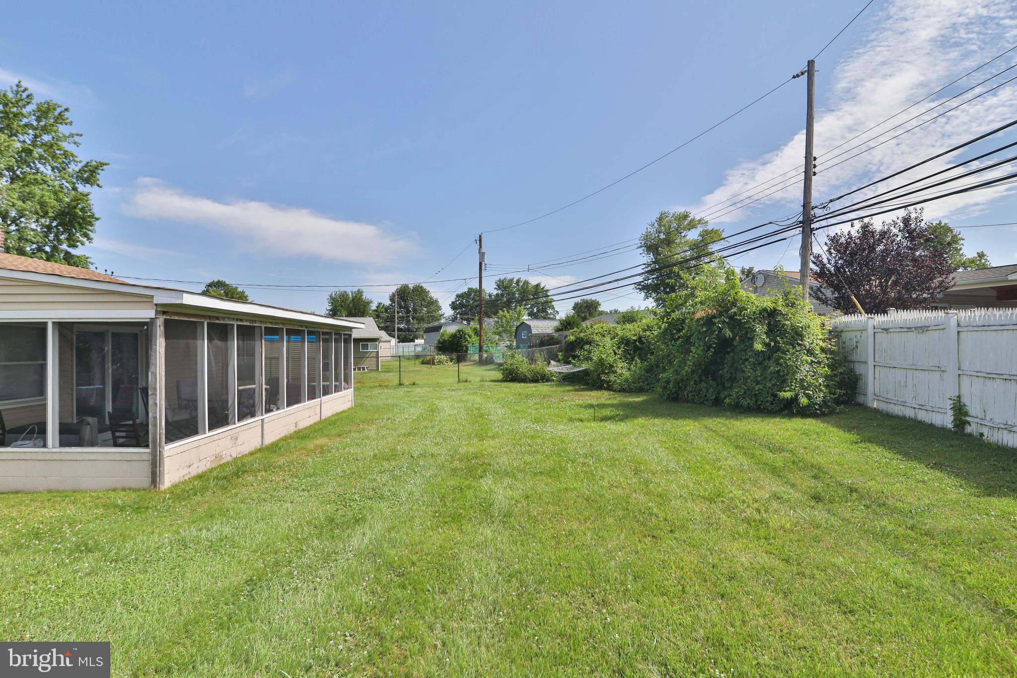 90 Border Rock Road Levittown, PA 19057 - Photo 27 of 29 Gallery Image 27