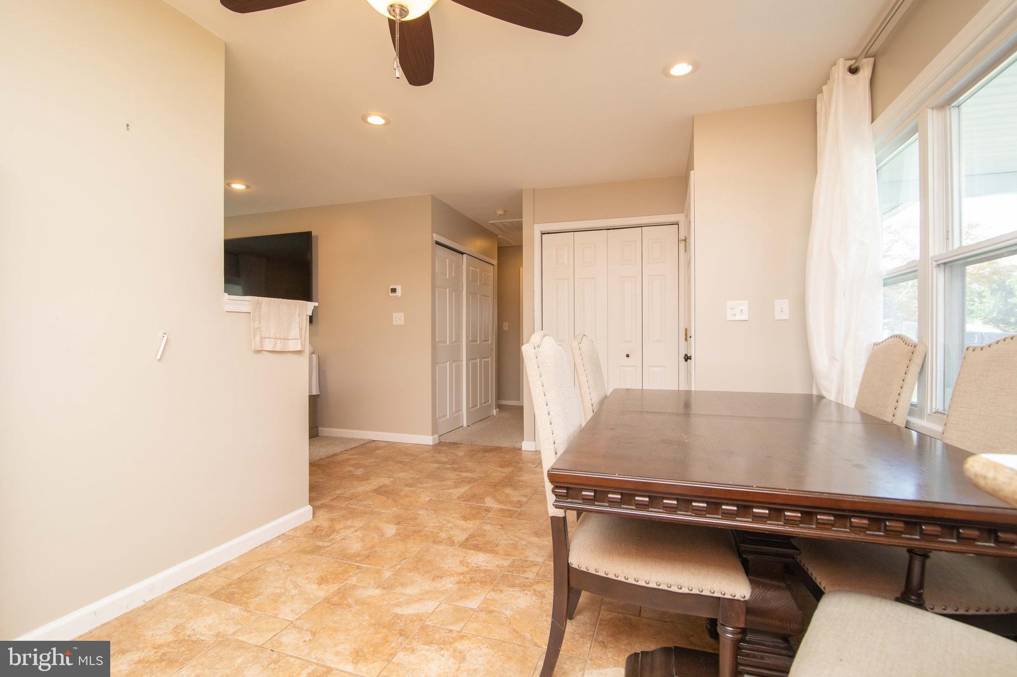 90 Border Rock Road Levittown, PA 19057 - Photo 9 of 29 Gallery Image 9