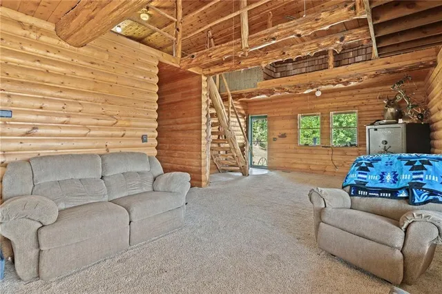 $205,000 | 29463 West 1100th Road, Garnett, KS 66032