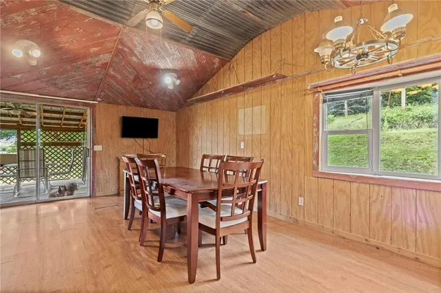 $205,000 | 29463 West 1100th Road, Garnett, KS 66032