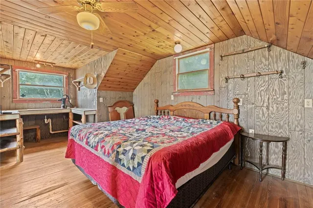 $205,000 | 29463 West 1100th Road, Garnett, KS 66032