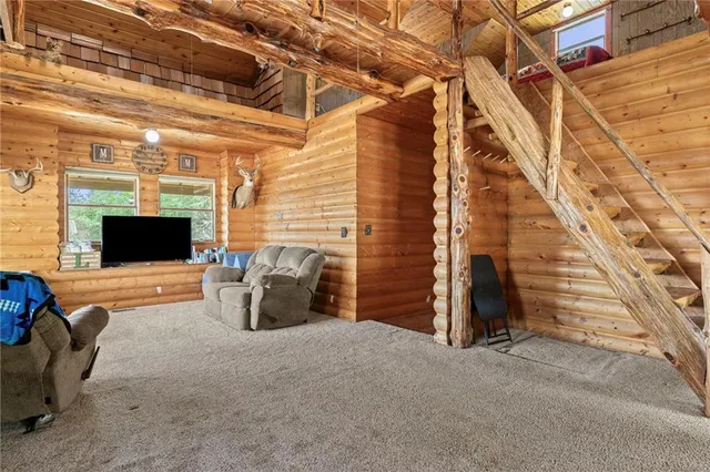 $205,000 | 29463 West 1100th Road, Garnett, KS 66032