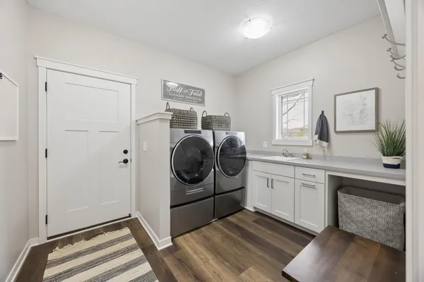 $1,250,000 | 6824 West Shadow Lake Drive, Lino Lakes, MN 55014