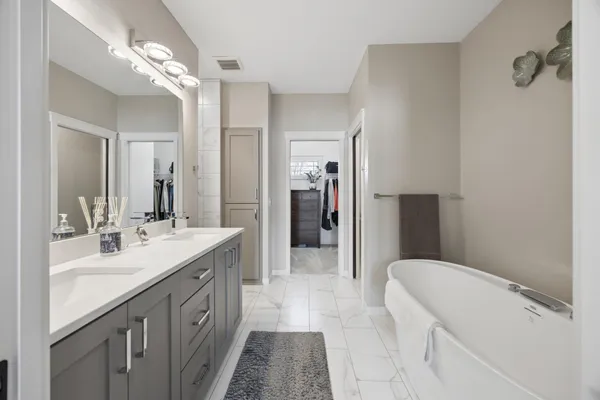 $1,250,000 | 6824 West Shadow Lake Drive, Lino Lakes, MN 55014