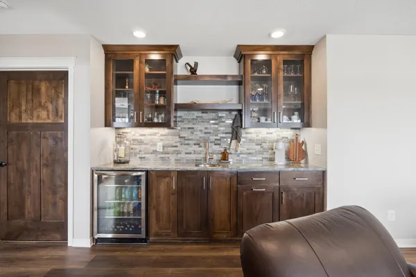 $1,250,000 | 6824 West Shadow Lake Drive, Lino Lakes, MN 55014