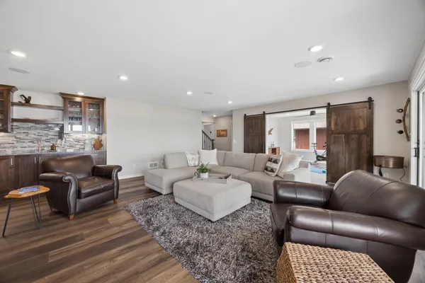 $1,250,000 | 6824 West Shadow Lake Drive, Lino Lakes, MN 55014