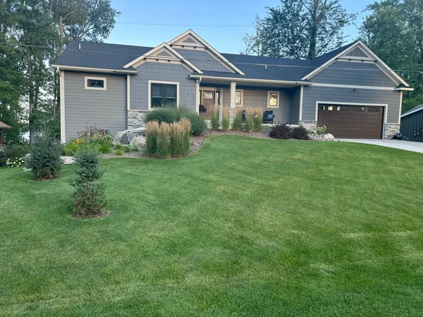 $1,250,000 | 6824 West Shadow Lake Drive, Lino Lakes, MN 55014