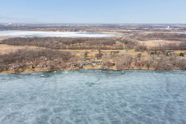 $1,250,000 | 6824 West Shadow Lake Drive, Lino Lakes, MN 55014