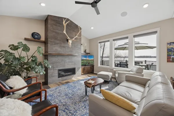 $1,250,000 | 6824 West Shadow Lake Drive, Lino Lakes, MN 55014