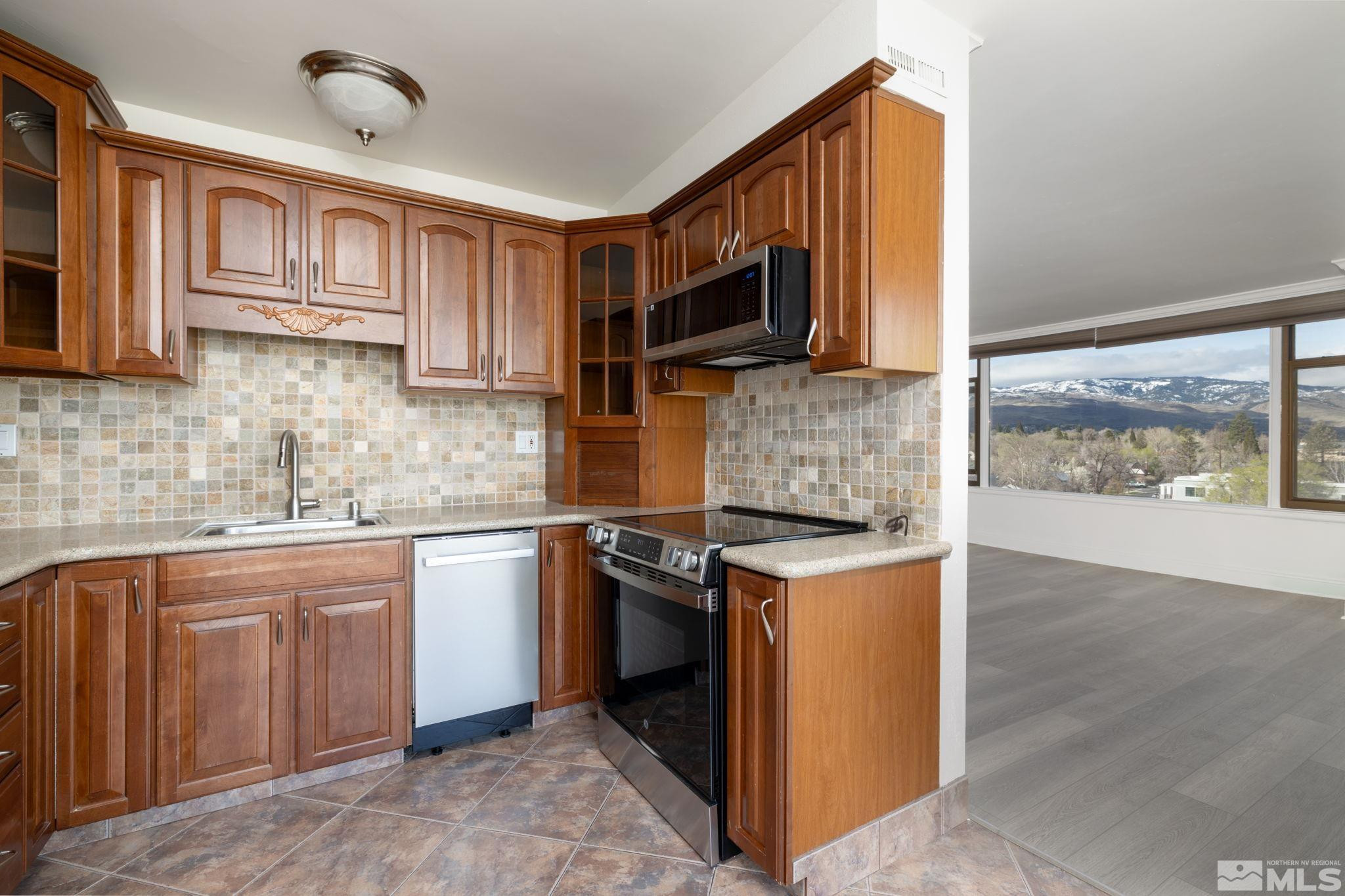 280 Island Avenue, Unit 1103 Reno, NV 89501 - Photo 11 of 23 Photo 11