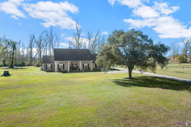 $495,000 | 42321 East Highway 30, Gonzales, LA 70737