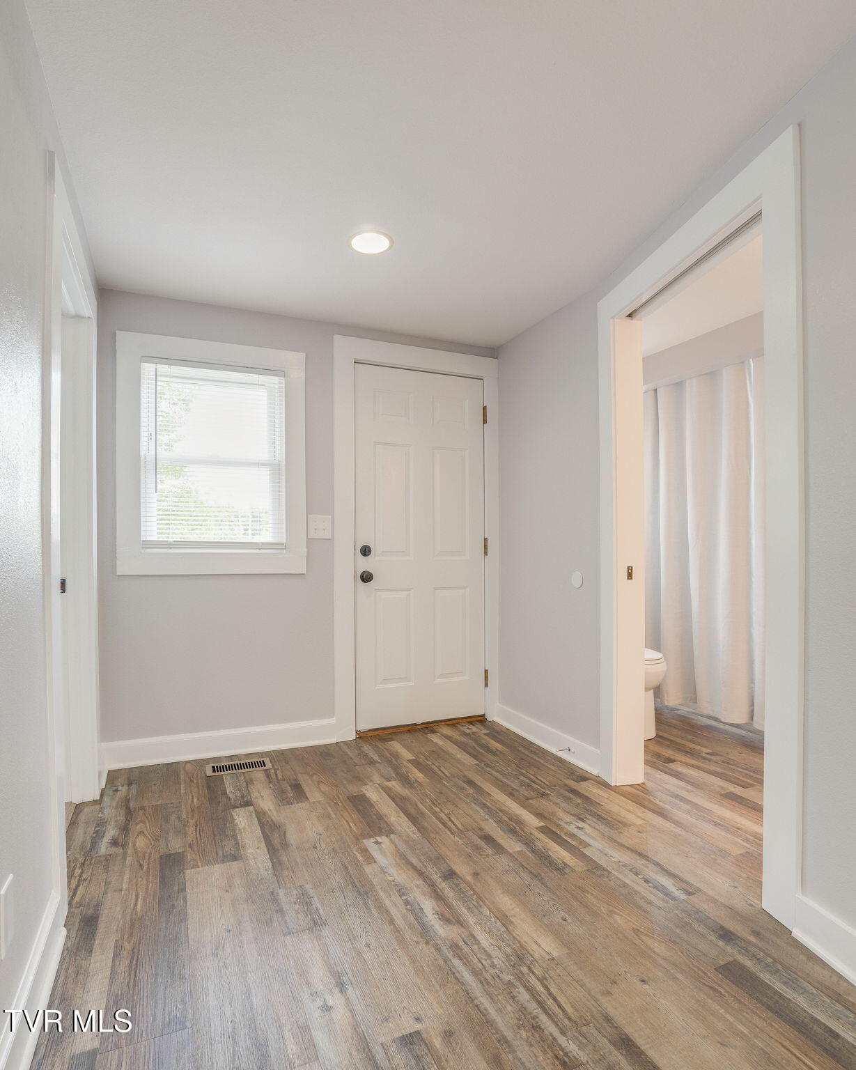 404 Cherry Street Greeneville, TN 37745 - Photo 11 of 25 011