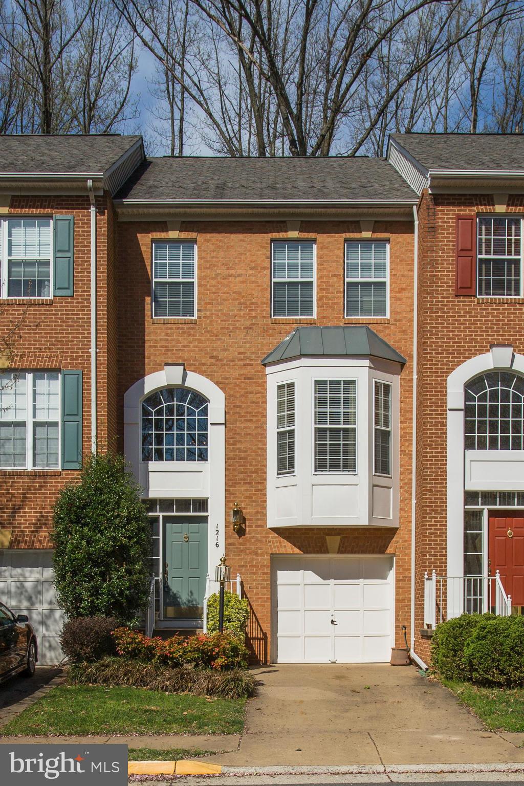 1216 Wild Hawthorn Way Reston, VA 20194 - Photo 1 of 27 Exterior (Front)