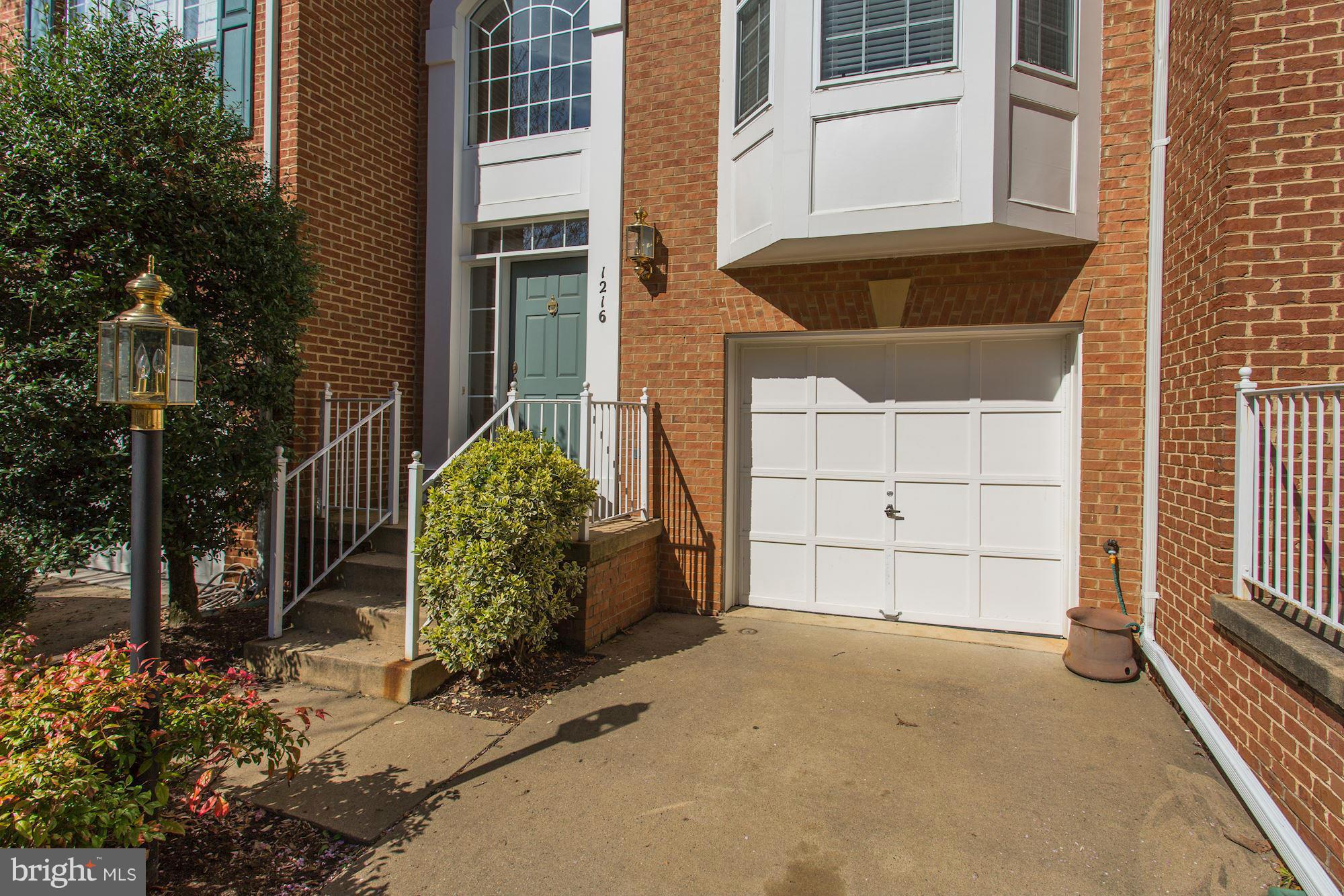 1216 Wild Hawthorn Way Reston, VA 20194 - Photo 2 of 27 Exterior (Front)