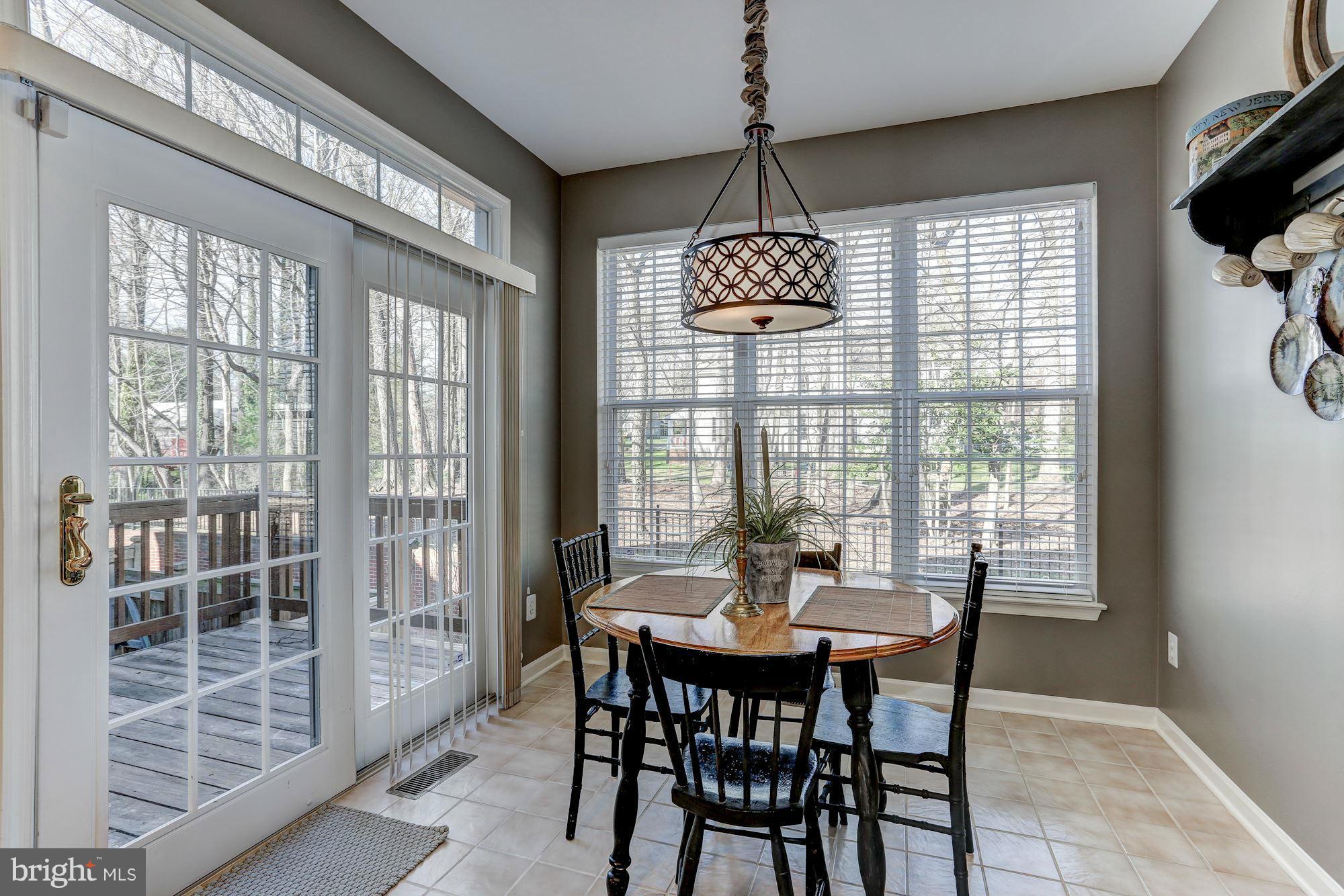 1216 Wild Hawthorn Way Reston, VA 20194 - Photo 15 of 27 Kitchen